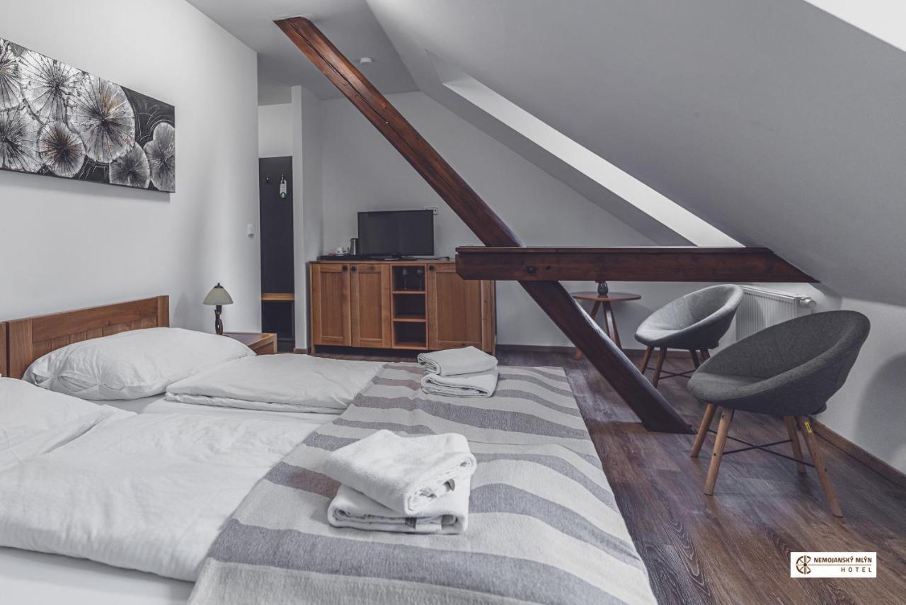 Hotel Nemojansky Mlyn Nemojany Экстерьер фото