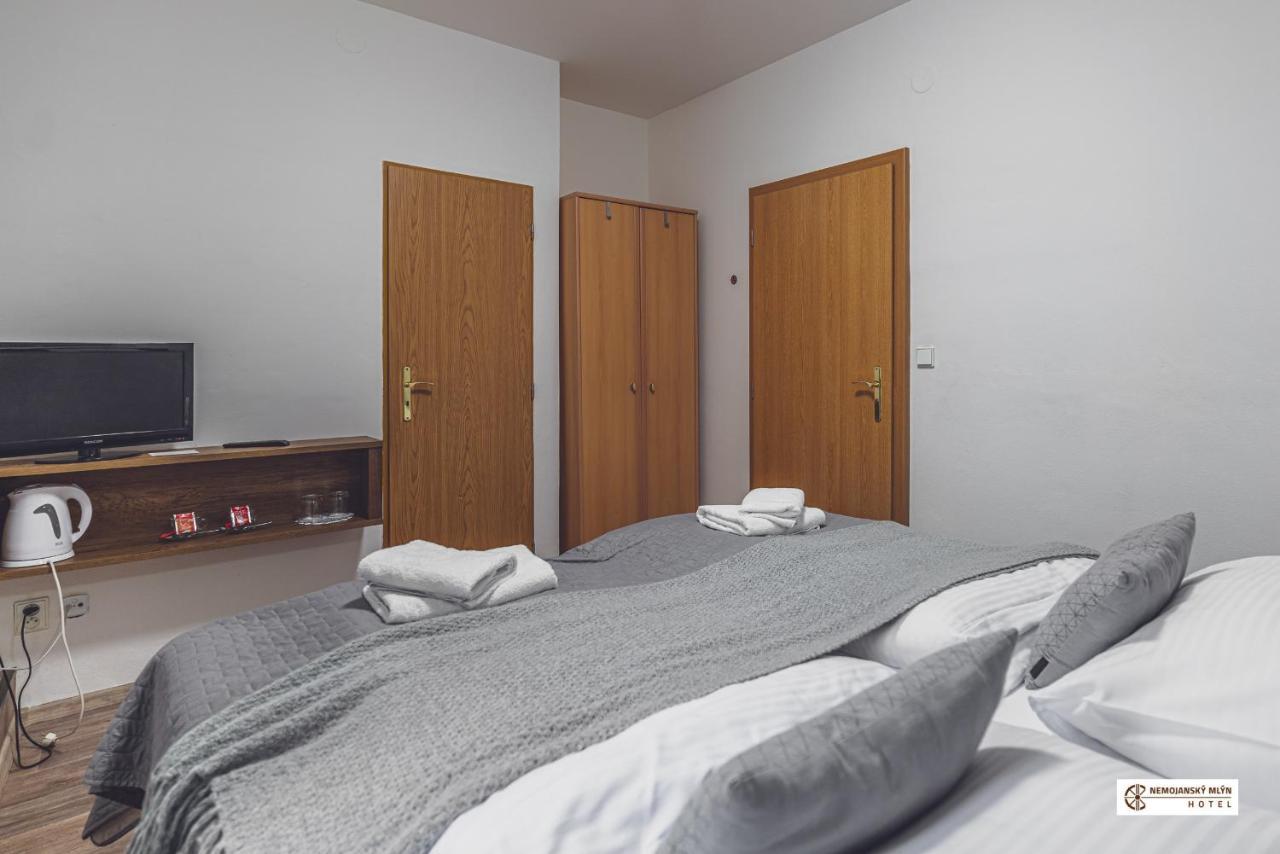 Hotel Nemojansky Mlyn Nemojany Экстерьер фото