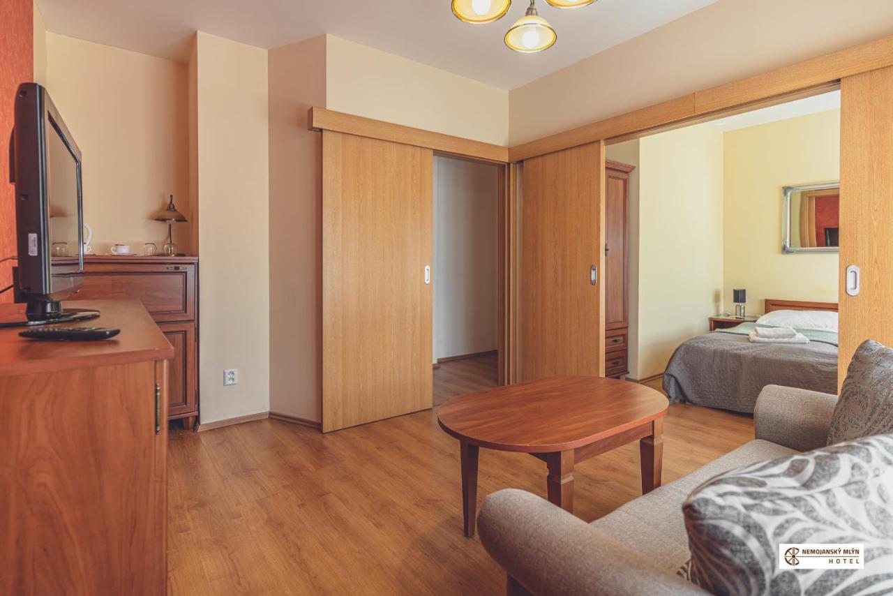 Hotel Nemojansky Mlyn Nemojany Экстерьер фото