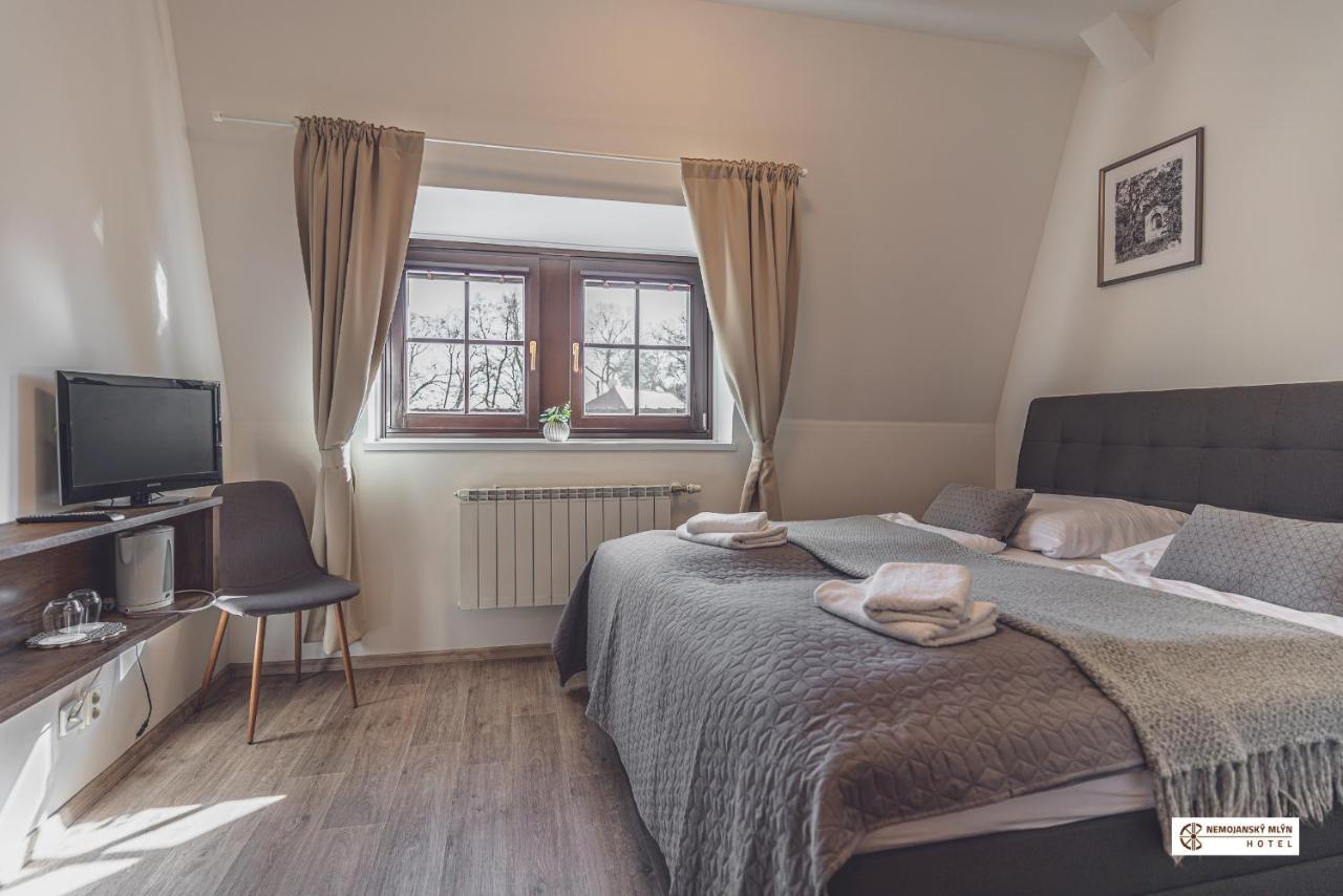 Hotel Nemojansky Mlyn Nemojany Экстерьер фото